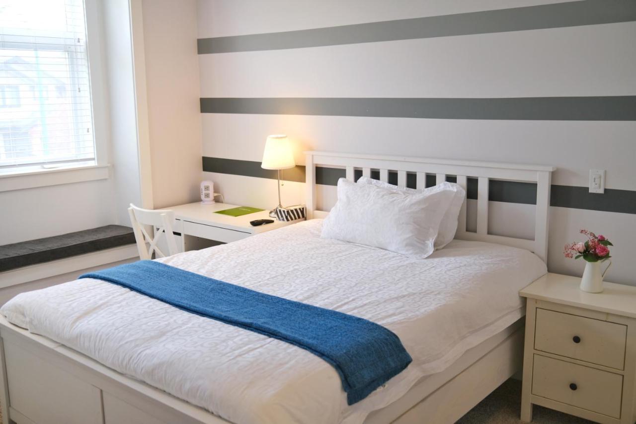 Vancouver West Cozy Retreat By Host Launch ภายนอก รูปภาพ