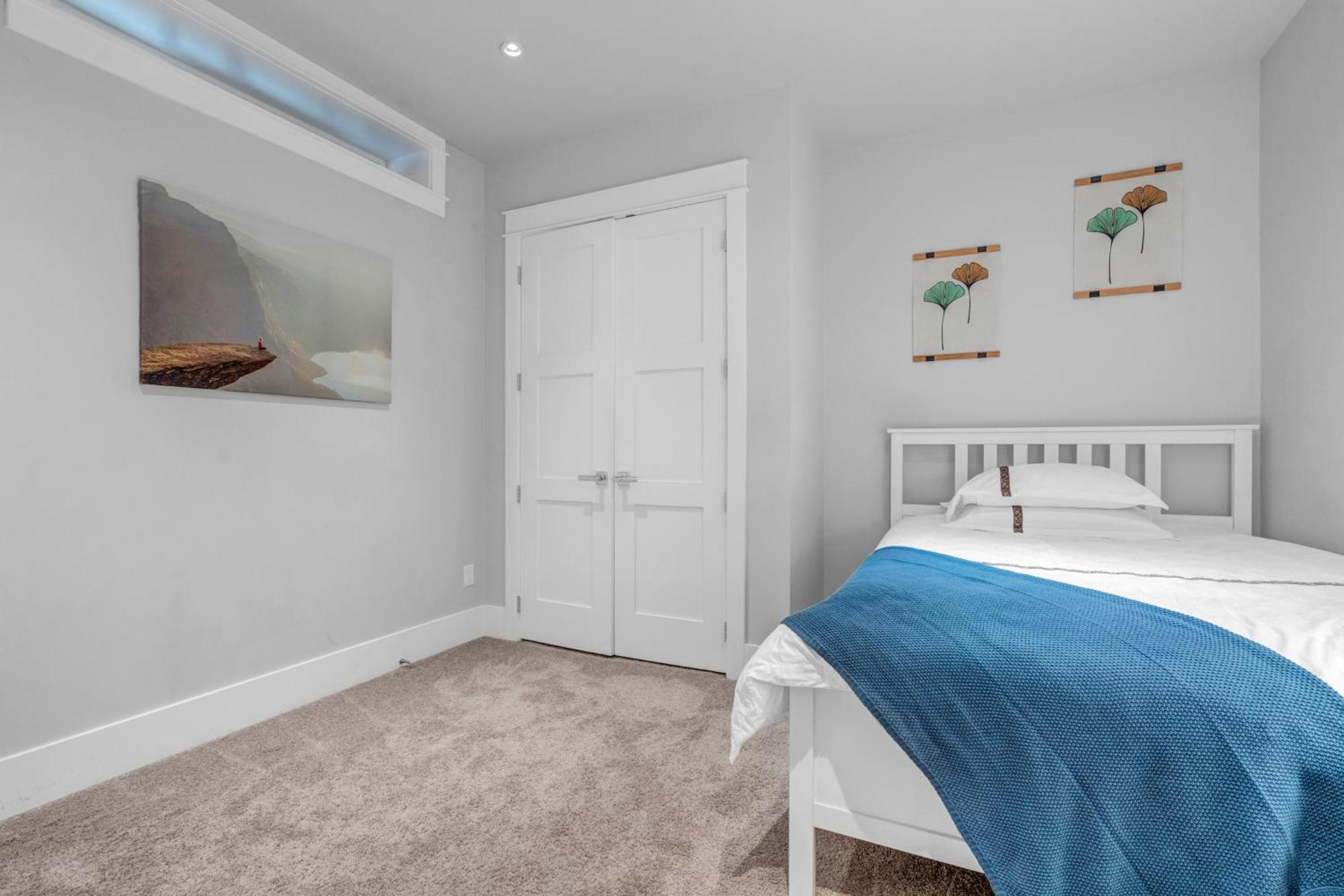 Vancouver West Cozy Retreat By Host Launch ภายนอก รูปภาพ